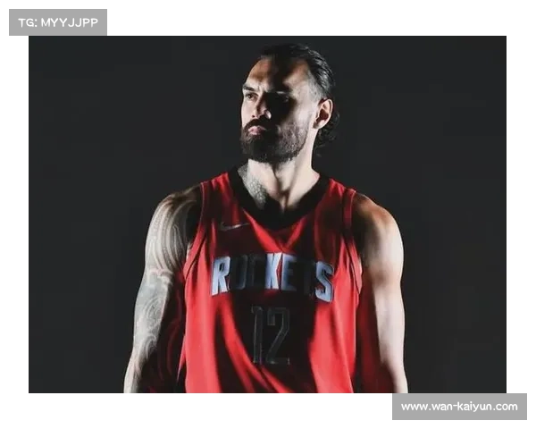 火箭队是否应留下替补中锋亚当斯以强化内线深度和未来发展潜力